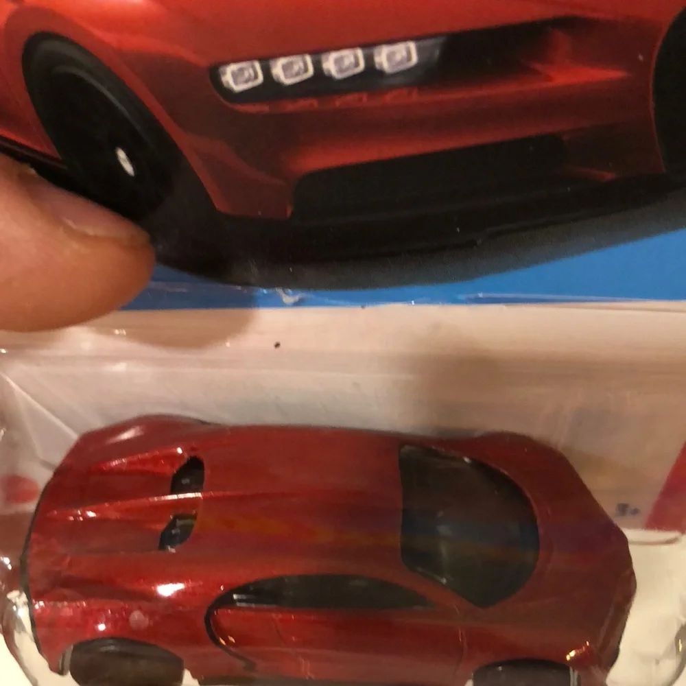 2016 Bugatti Chiron Toy Car